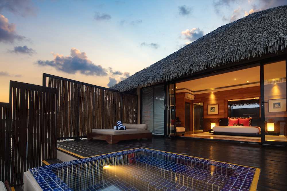 Honeymoon Suite with Private Pool photo 3